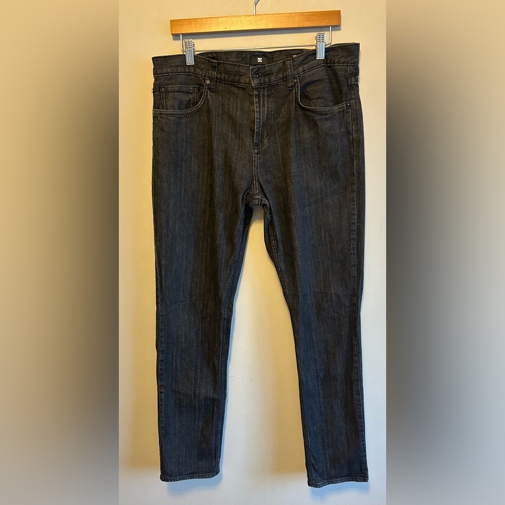 DC Skateboarding Mens Dark Wash Black Jeans Size 34X32 Slim Fit 2014 Never Worn